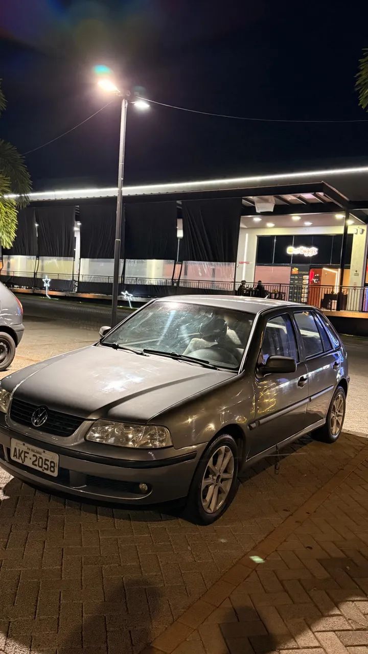 Volkswagen Gol Geração III Power 1.0 MI 16V Gasolina Mec. 4P 2002