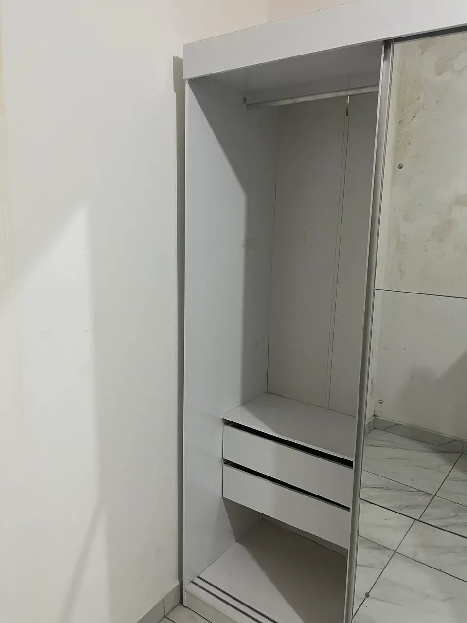 Guarda roupas duas portas  - Foto 2