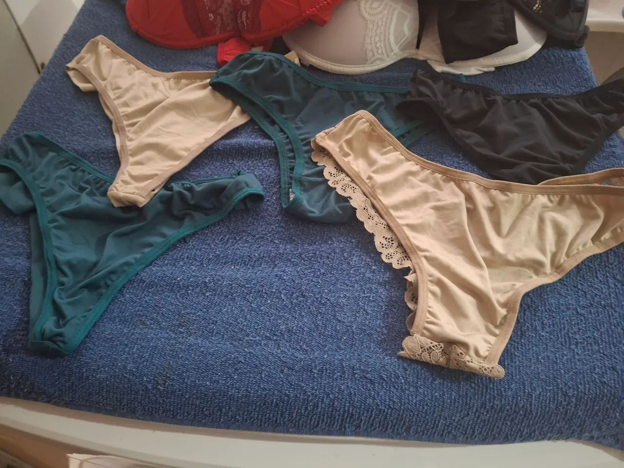 Vende se 2 calcinhas por 15 reais  - Foto 2