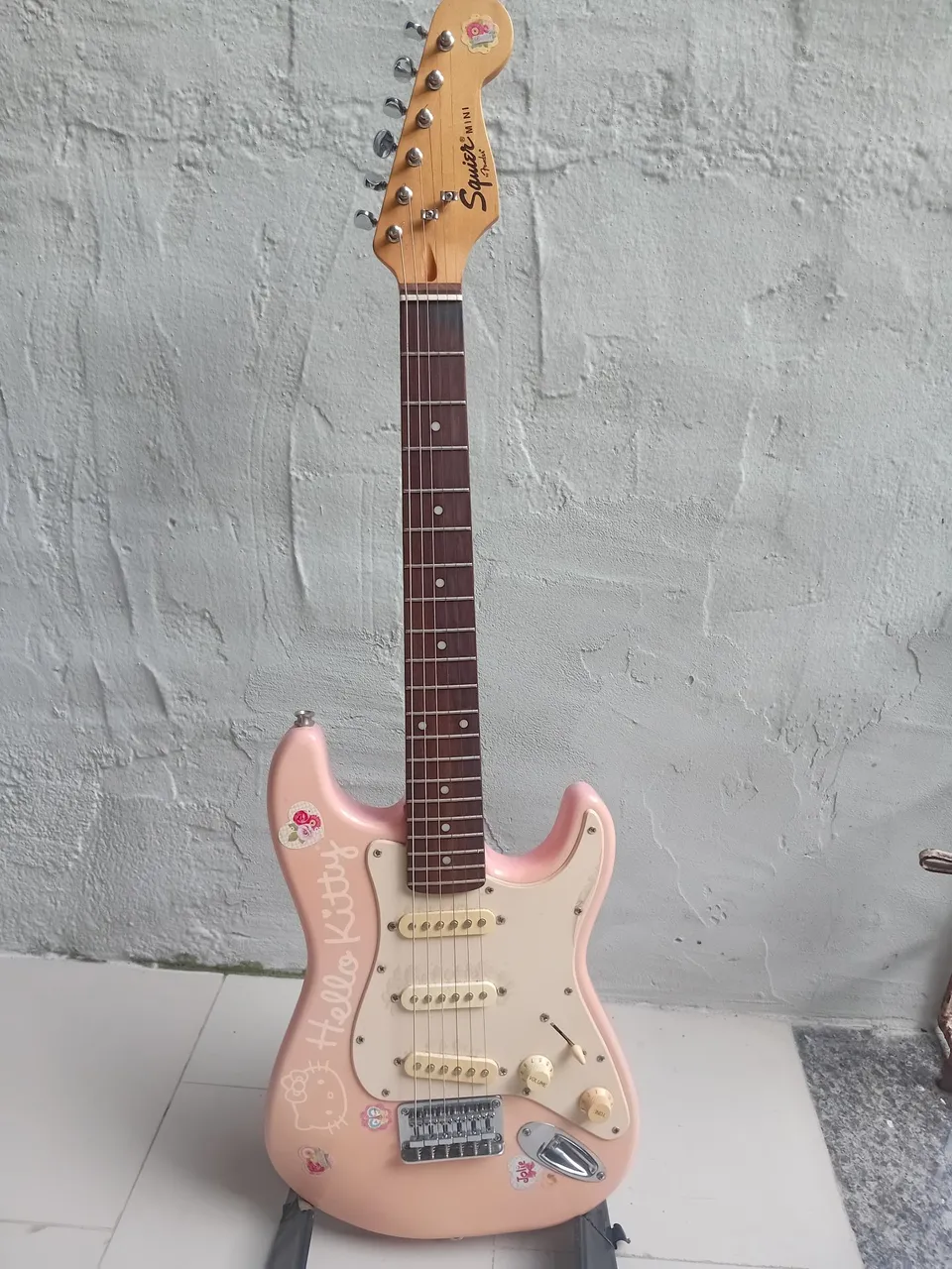 Guitarra Yamaha RGX-421D - Instrumentos musicais - Parquelândia