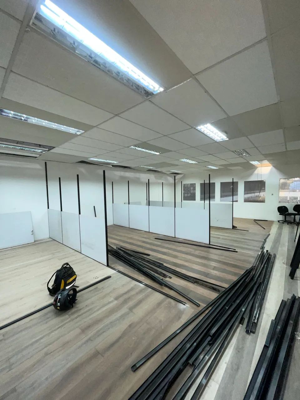 Instalação de Parede Divisória de Eucatex | Montagem Rápida e Profissional - Foto 5