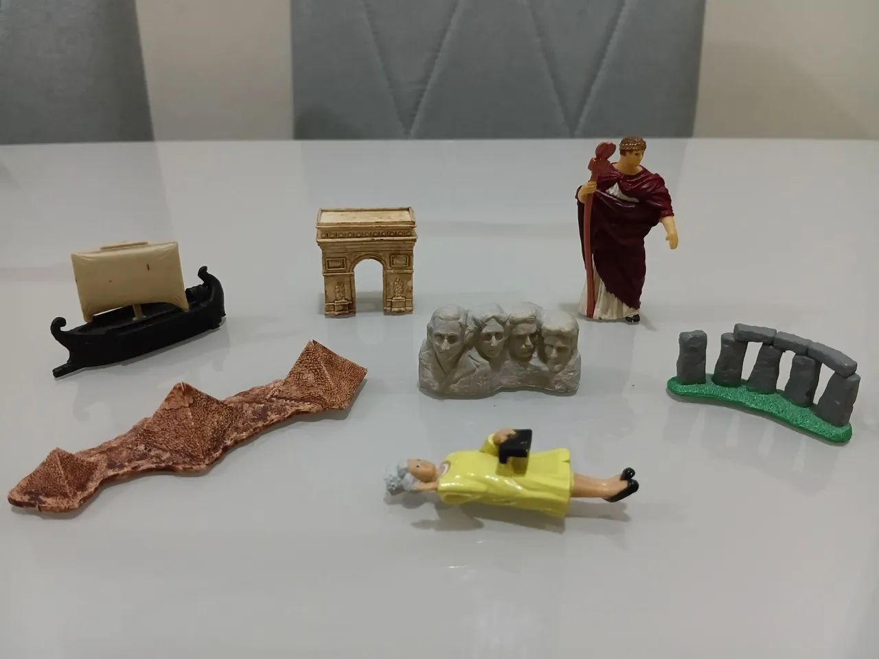 kit 7 miniaturas monumentos safari ltd