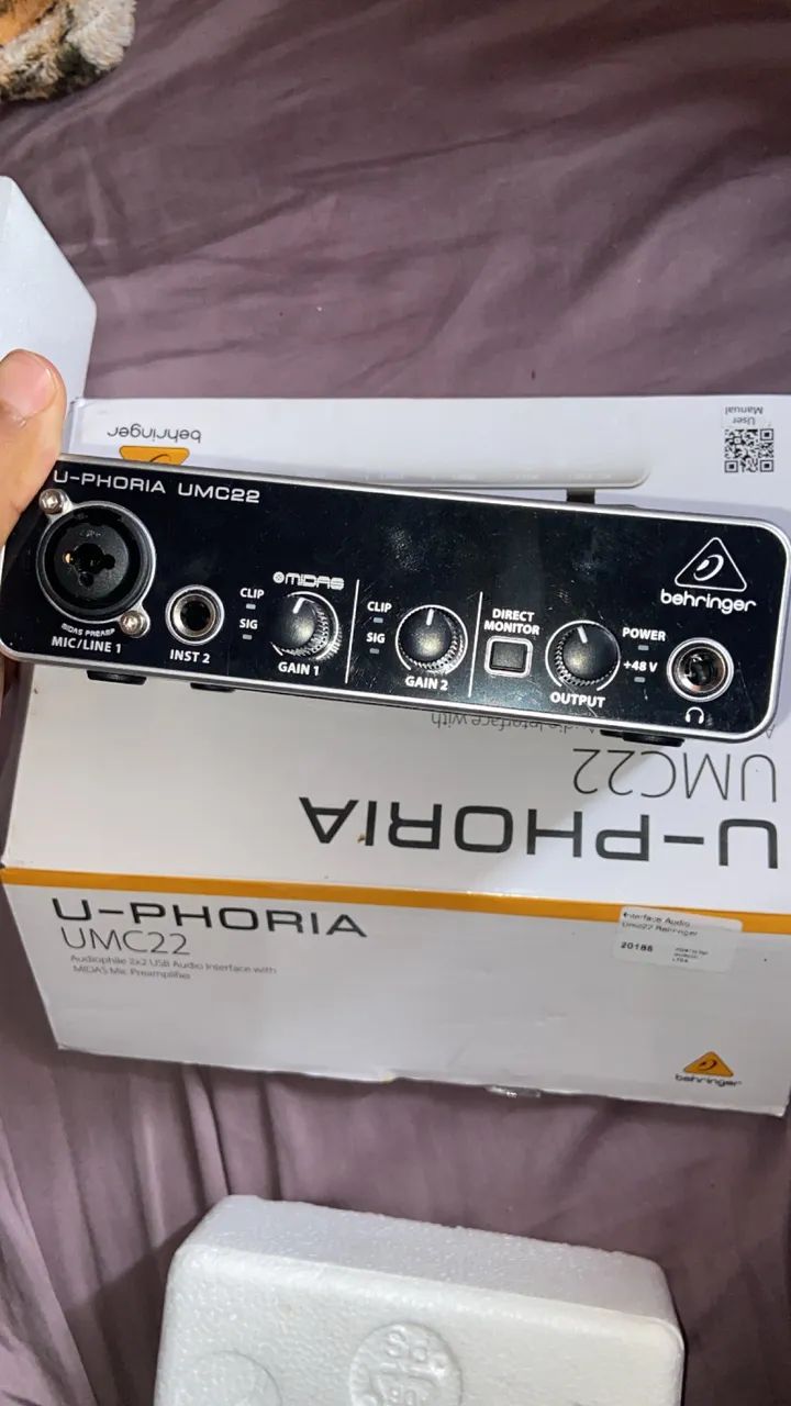 Vendo interface de áudio umC22