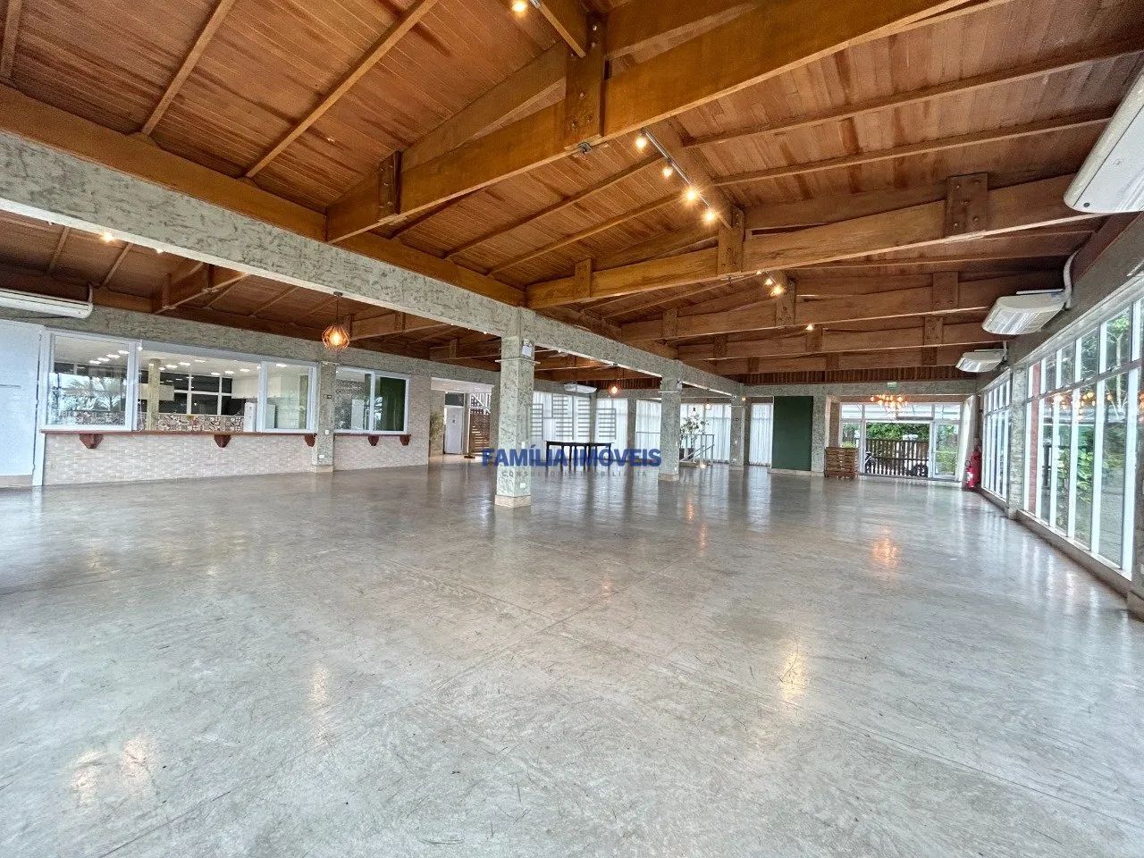 Sala, Terreno, Salão de Eventos à Venda em São Vicente, Ilha Porchat 1.300m² - Foto 2