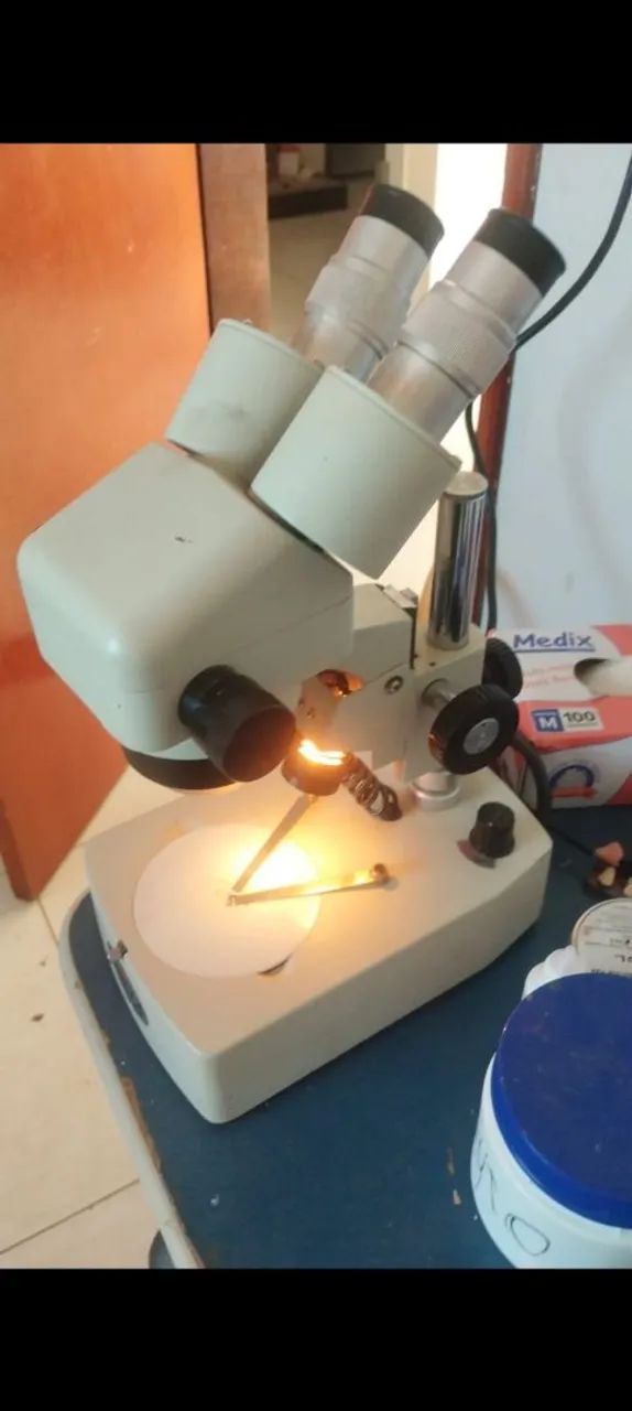 Microscópio  - Foto 2