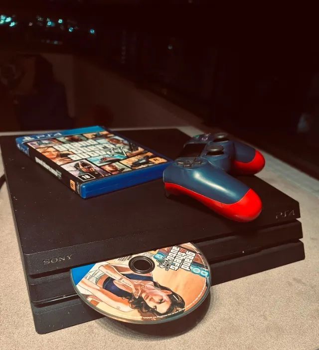 PlayStation 4 PRO - 1TB    - Foto 2