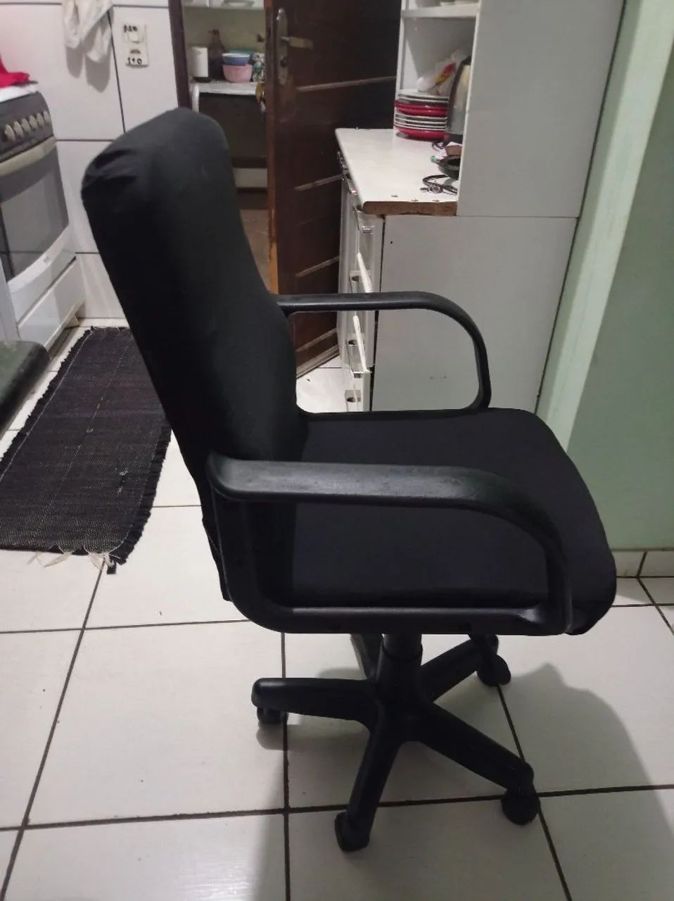 Cadeira escritório com amortecedor  - Foto 3