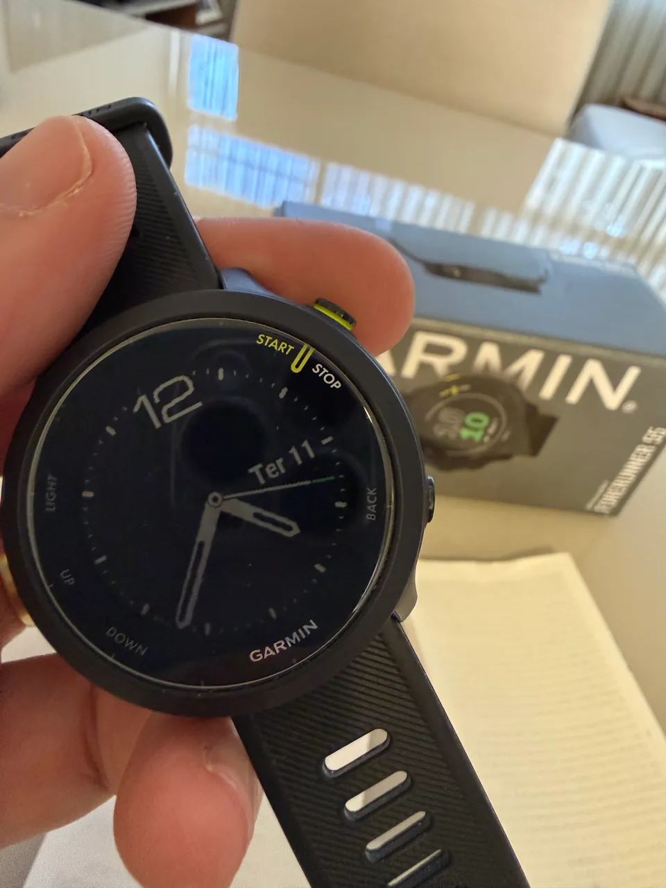 Relógio Garmin Forerunner 55.