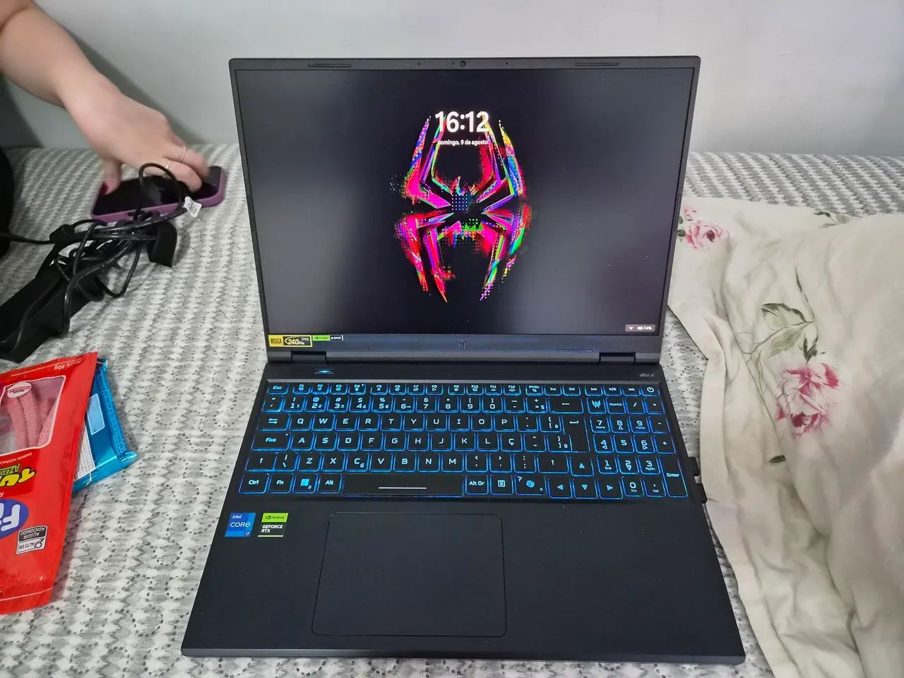 Acer Predator Helios NEO 16 - Foto 4