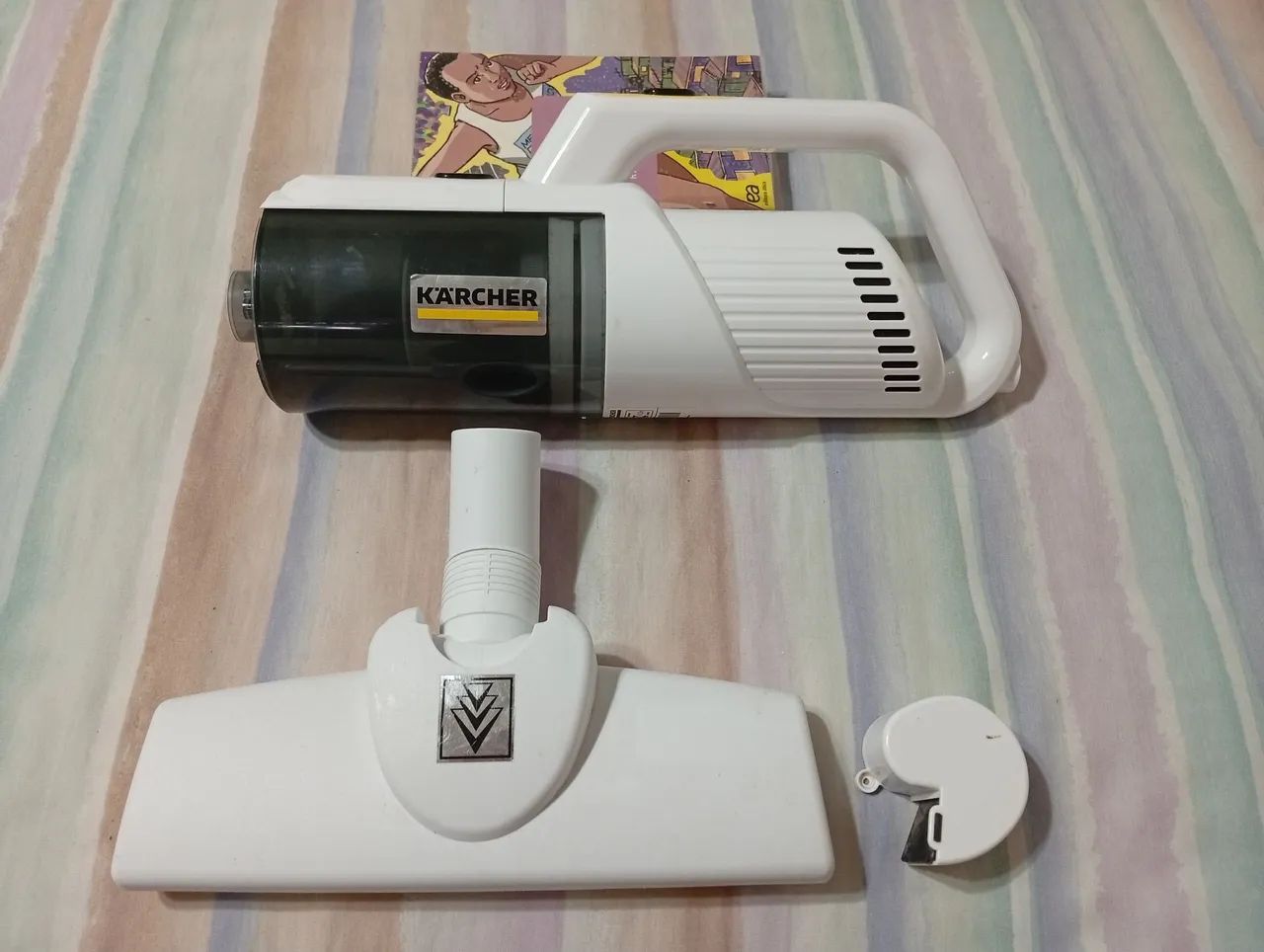 Aspirador Vertical Portátil Kartcher VCL3 Para Consertar ou Para Retirada de Peças. - Foto 3