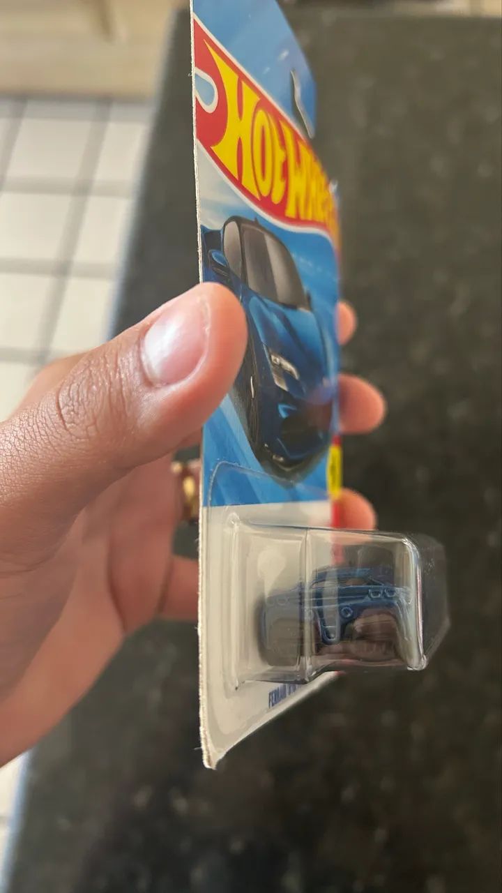 HotWheels Ferrari Stradale Azul - Foto 3