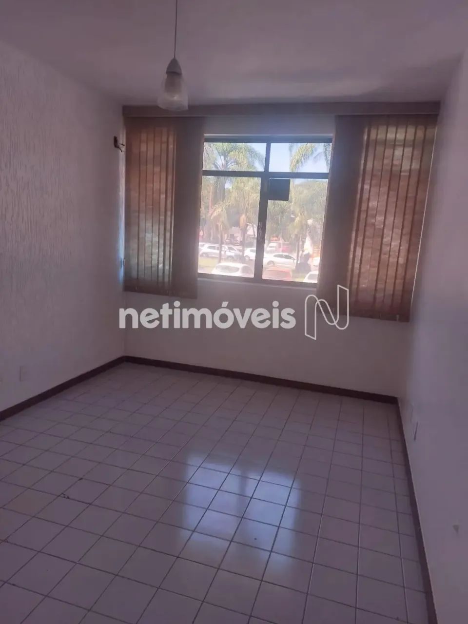 Excelente sala comercial funcional e bem localizada na SGAS 910, na Asa Sul - Foto 3