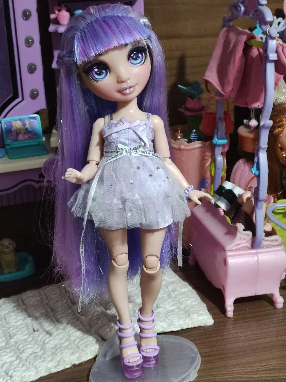Boneca rainbow high Violet  - Foto 2