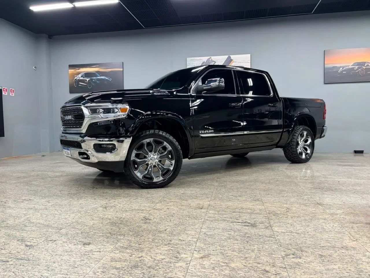Ram 1500 Limited 5.7 CD 4X4 Aut. 2024