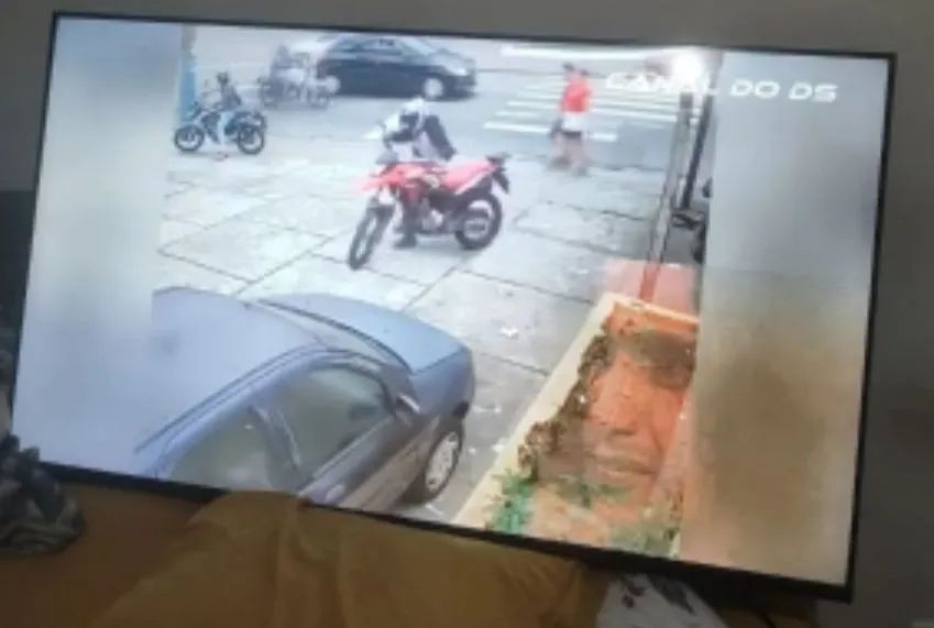 Tv HQ em ótimo estado 50 polegadas  - Foto 2