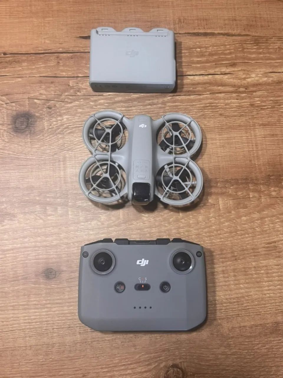 Drone DJI Neo Fly More Combo - Completo com Caixa e Acessórios - Foto 4