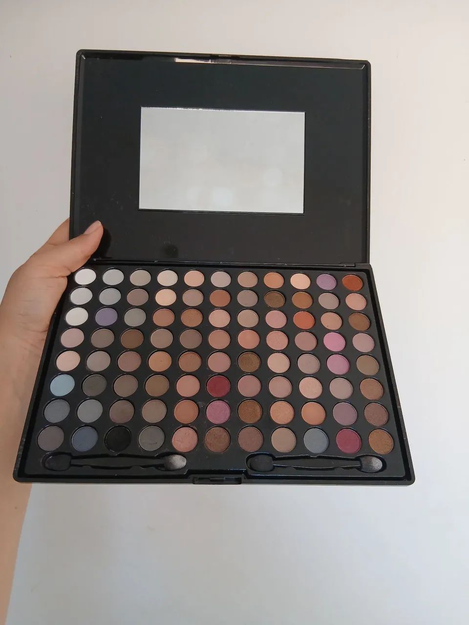 Paleta de Sombra 88 cores Luisance