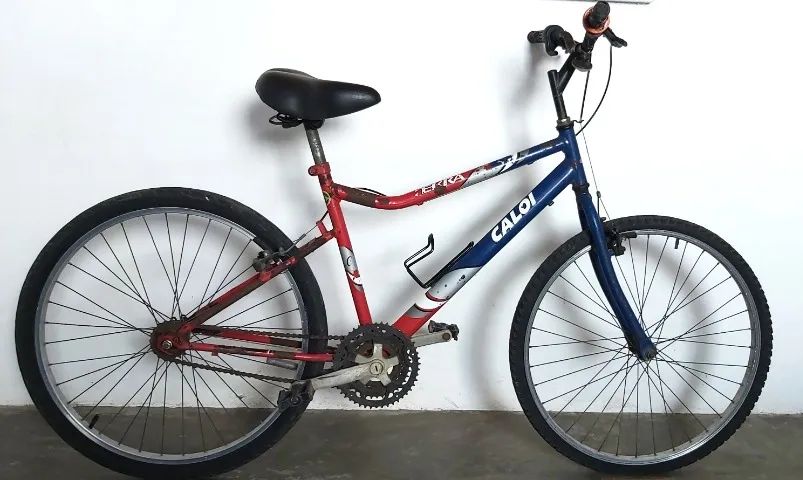 Bicicleta Caloi aro 26. - Foto 2