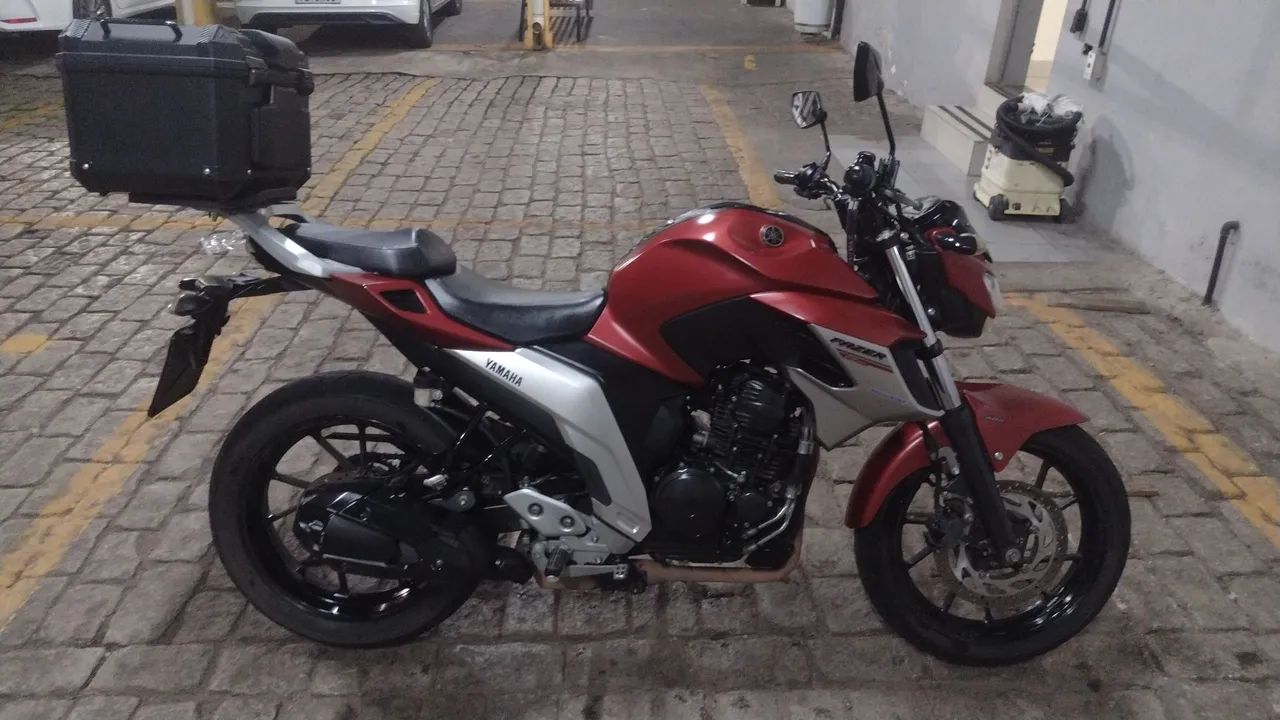 Fazer 250
