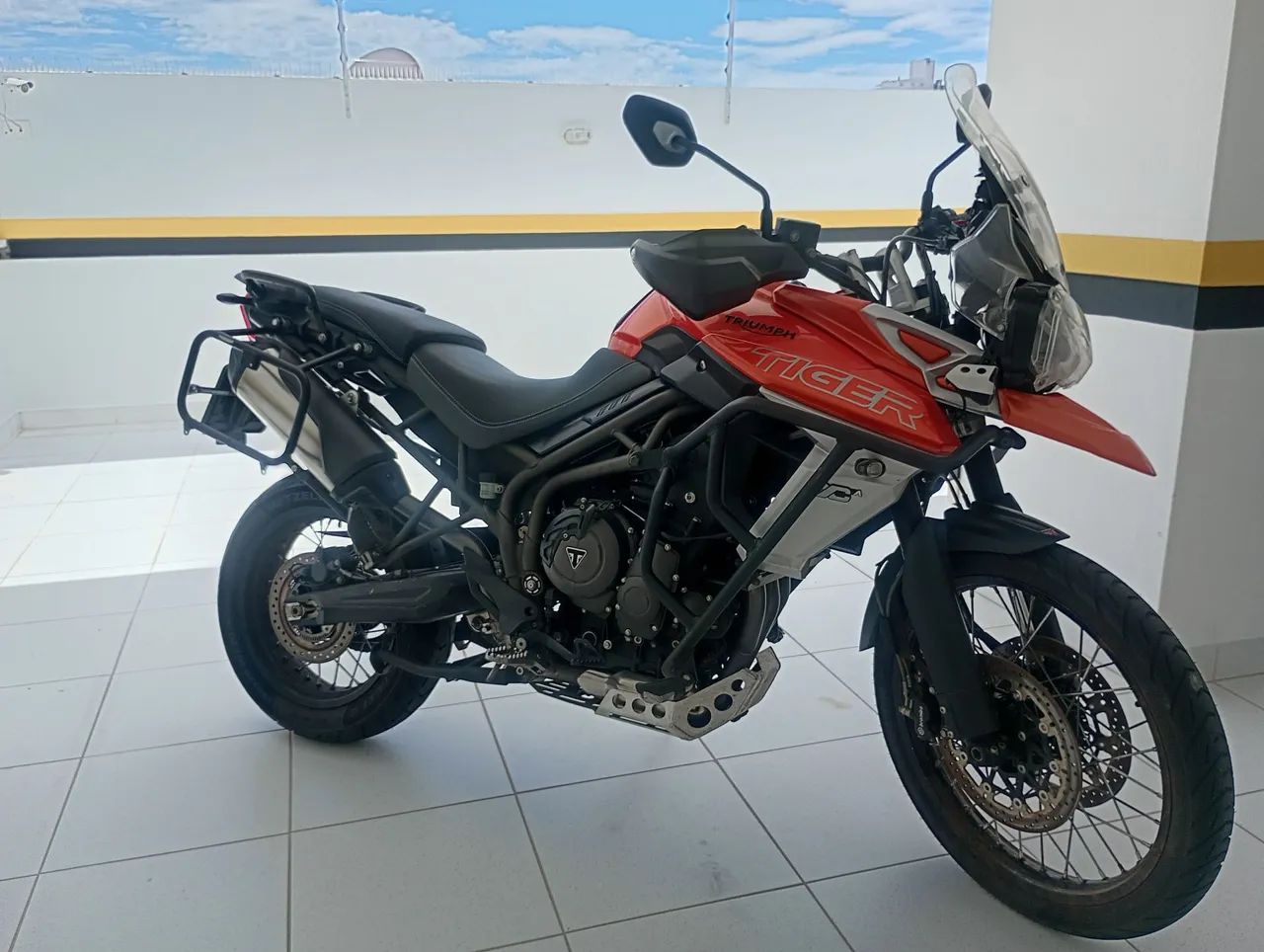 TIGER 800XCA