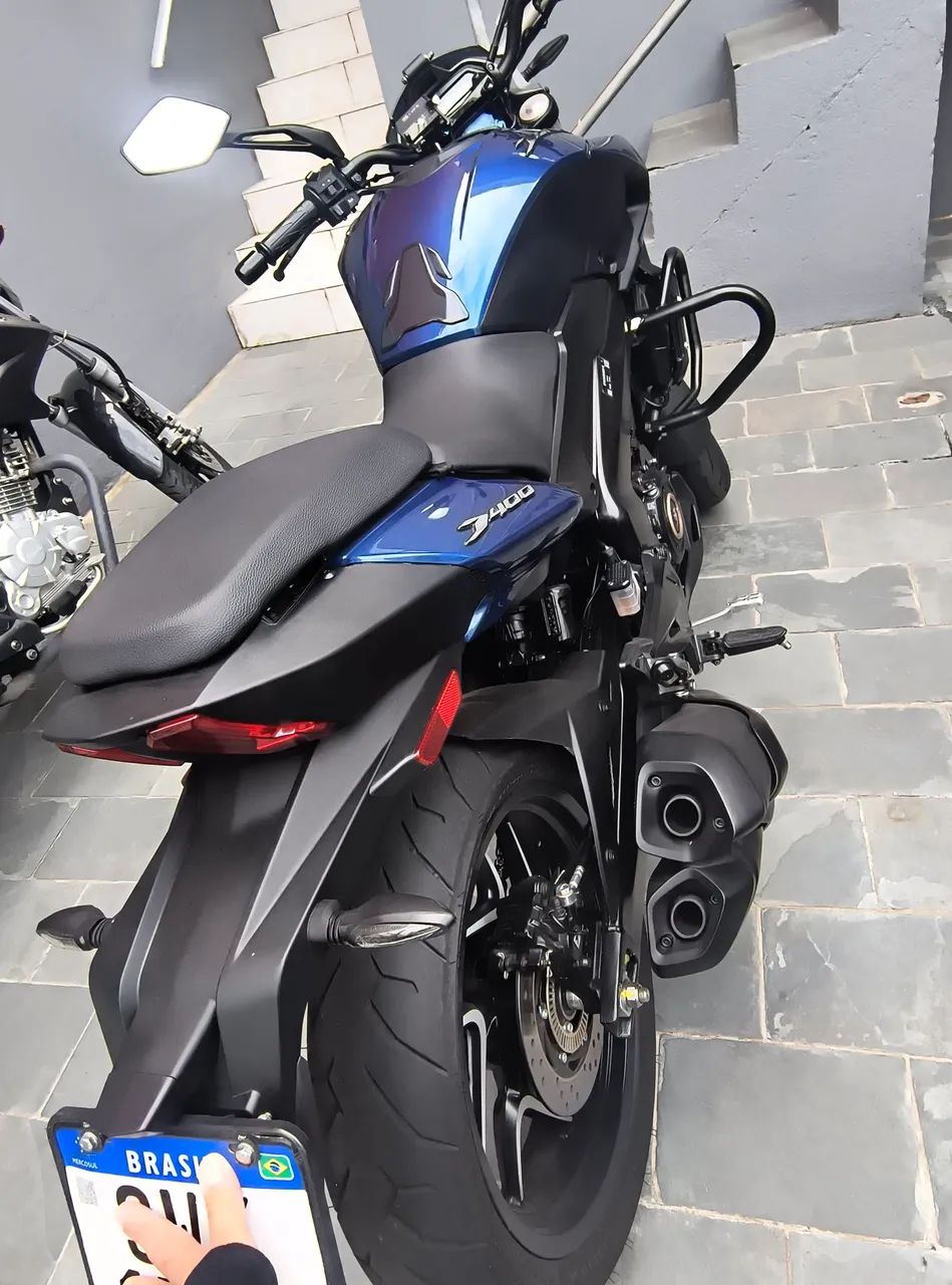 Moto novíssima 
