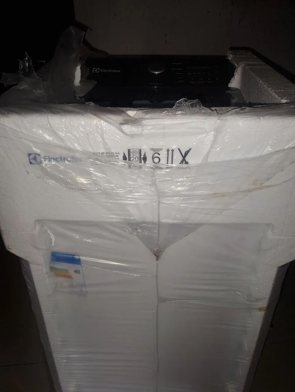 Máquina de lavar nova