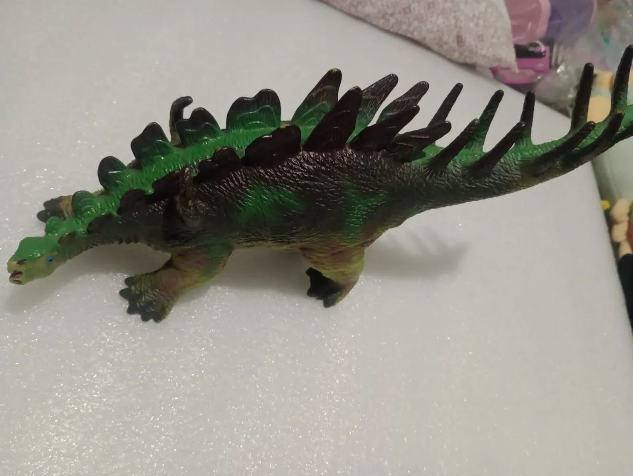 Lote com 6 dinossauros grandes - Foto 5