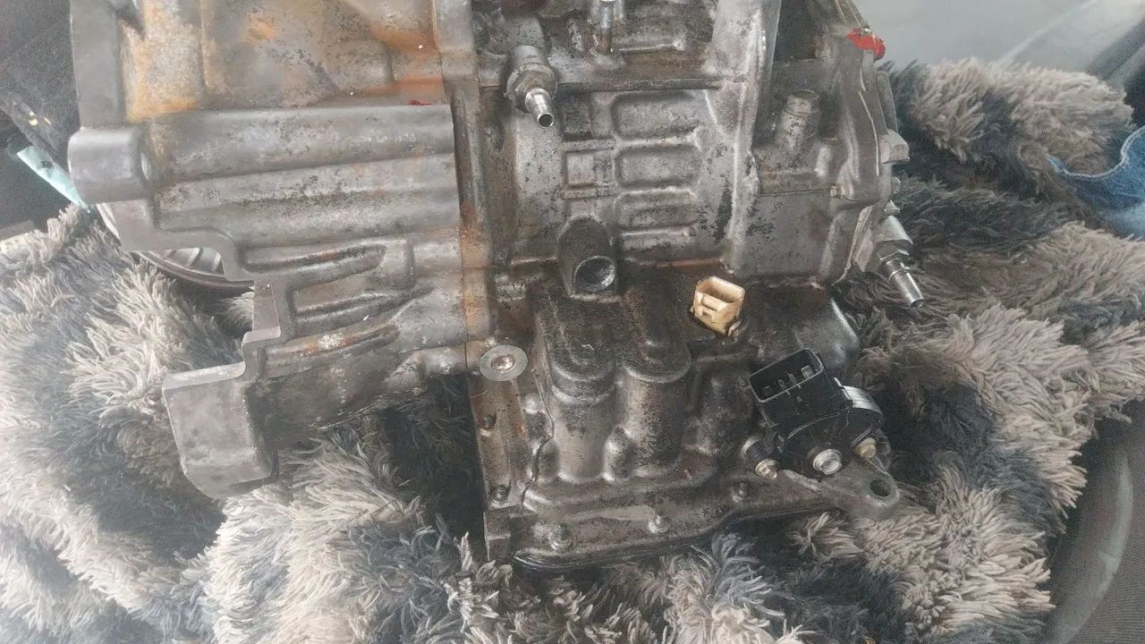 Câmbio automático ford focus pra arrumar só 600 - Foto 5