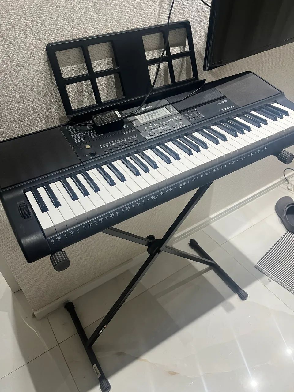 Teclado Casio CT-X800 61 Teclas + Suporte
