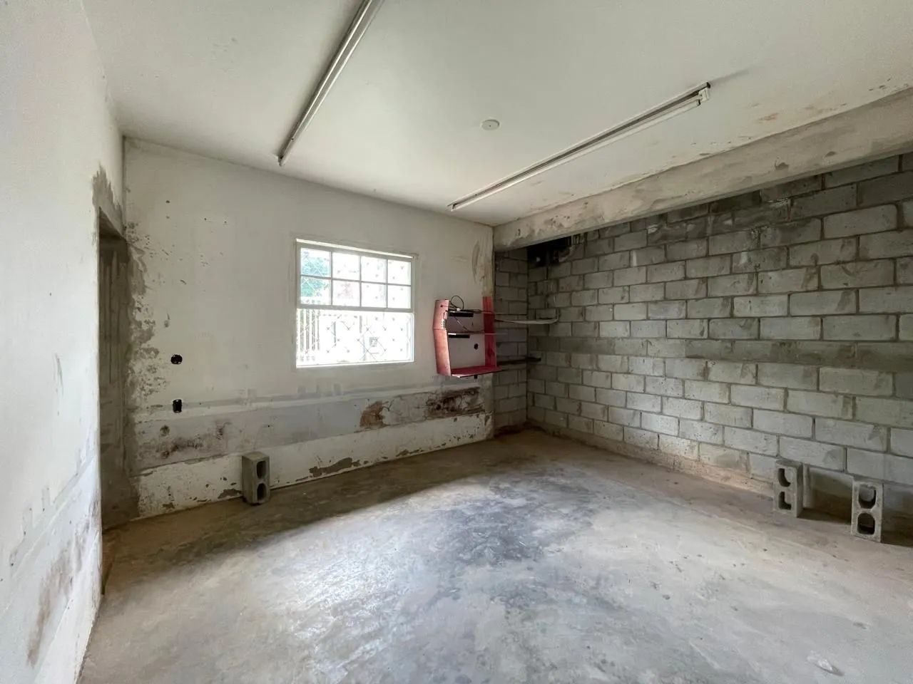 ÓTIMA CASA COMERCIAL NA CHACARA DA BARRA 760 MIL - Foto 5