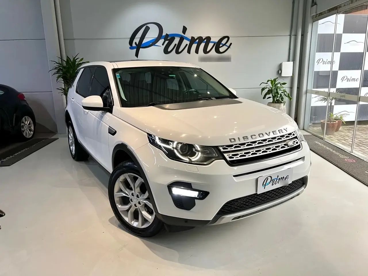 Land Rover Discovery Sport 2016
