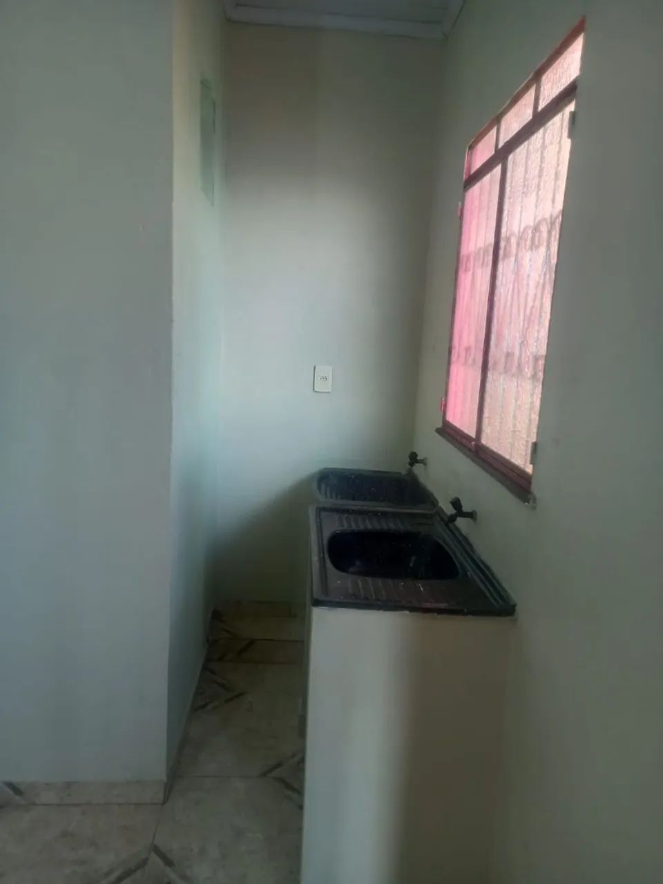 Kitnet novo aleixo - Foto 5