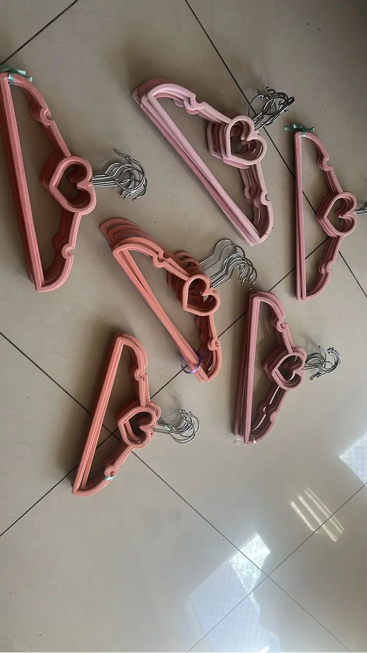 Cabide de Veludo com Coração - Rosa - Foto 6