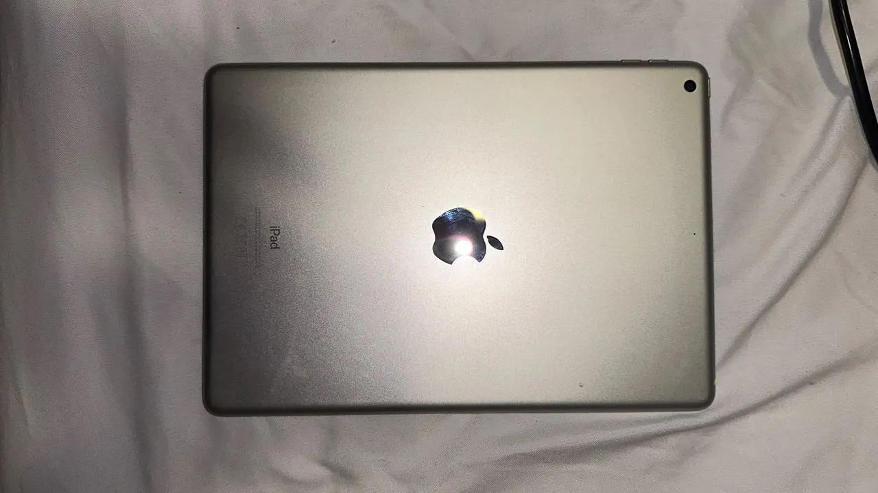 iPad 8 geração + Apple Pencil 