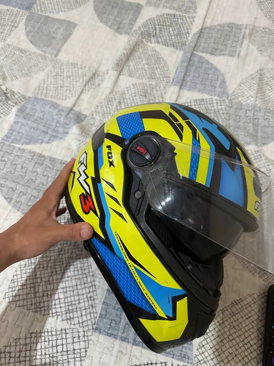 Vendo FW3 novinho!