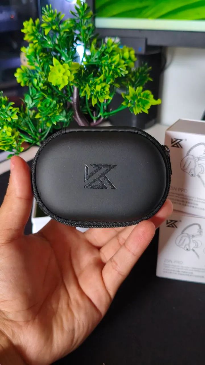 Fone de Ouvido KZ ZSN PRO + Case - Foto 4
