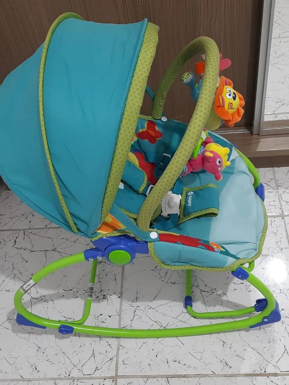 Cadeirinha de balanço musical