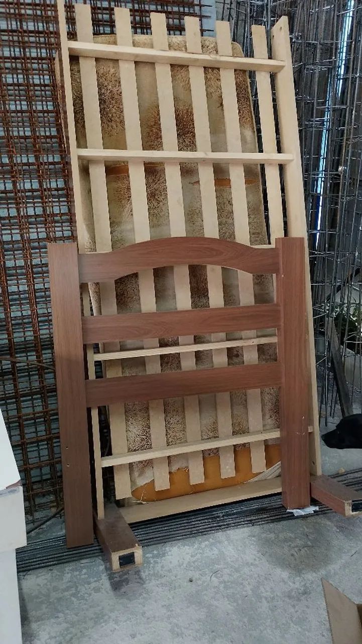 Cama de solteiro entrego 