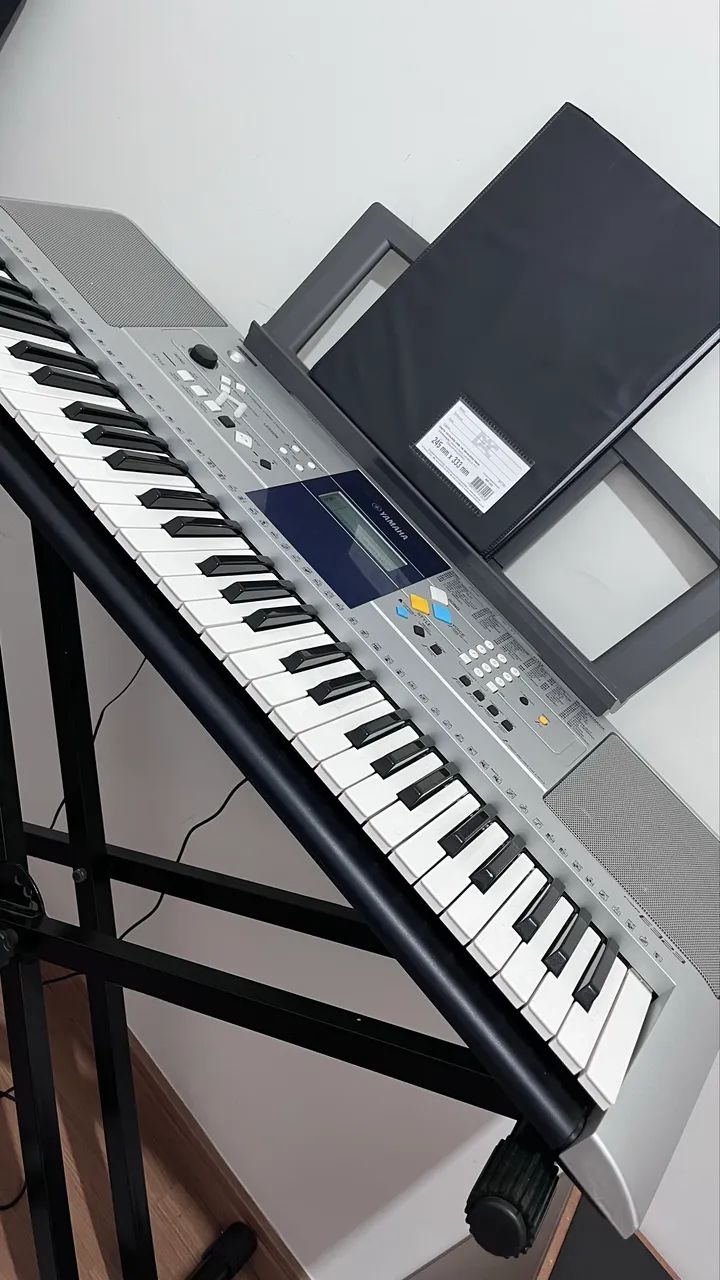 Teclado Yamaha 