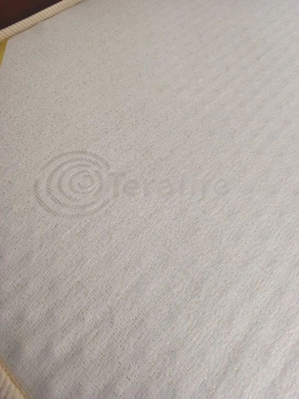 Cama com cabeceira e 6 gaveteiros de madeira. - Foto 2
