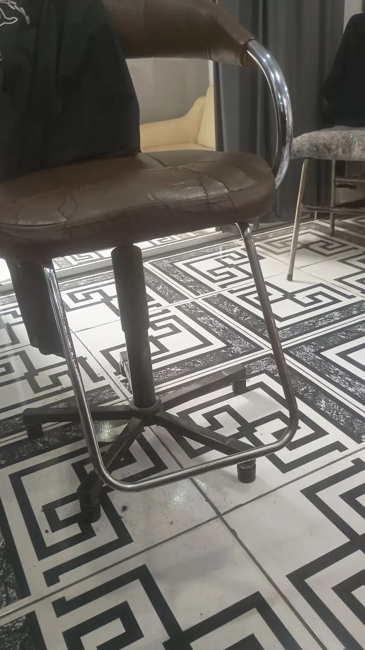 Cadeira barbearia  - Foto 3