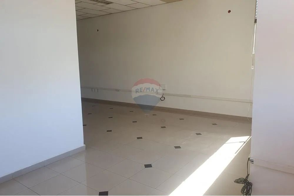 Descubra o espaço perfeito para o seu negócio prosperar no coração de Vinhedo! - Foto 3