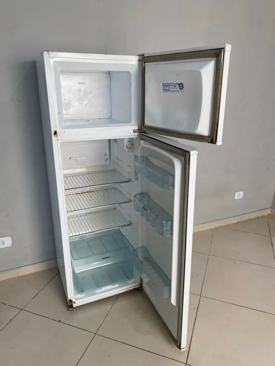 Vendo geladeira eletrolux  - Foto 5