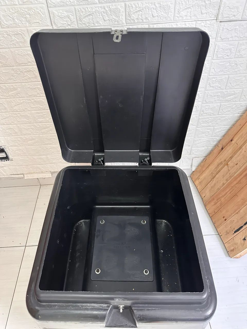 Baú para moto 140 Litros R$ 370,00 - Foto 5