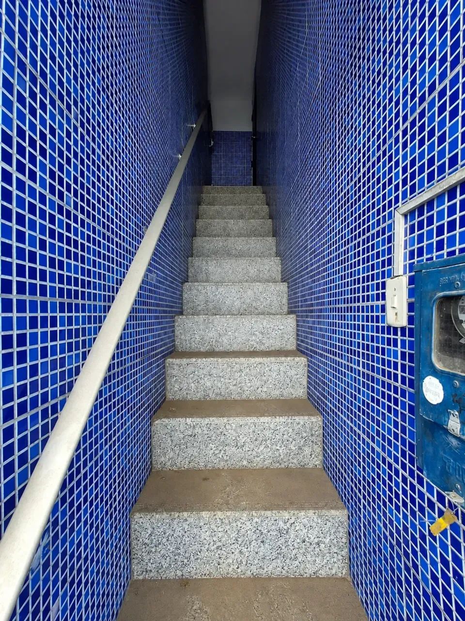 Alugo Sala Comercial  Na Avenida Do São Francisco - Foto 4