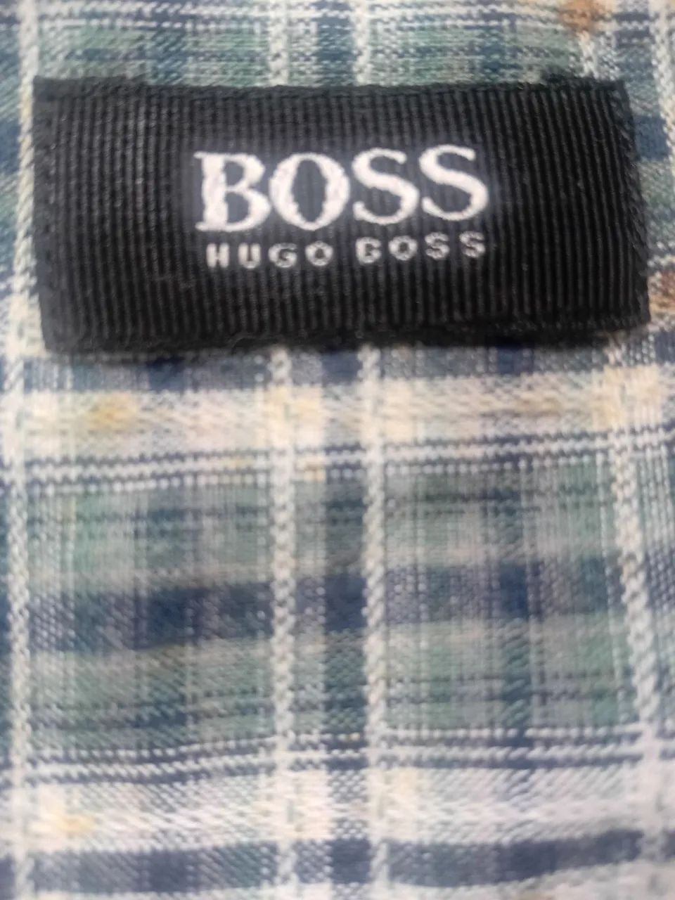 Camisa Xadrez Hugo Boss - Foto 2