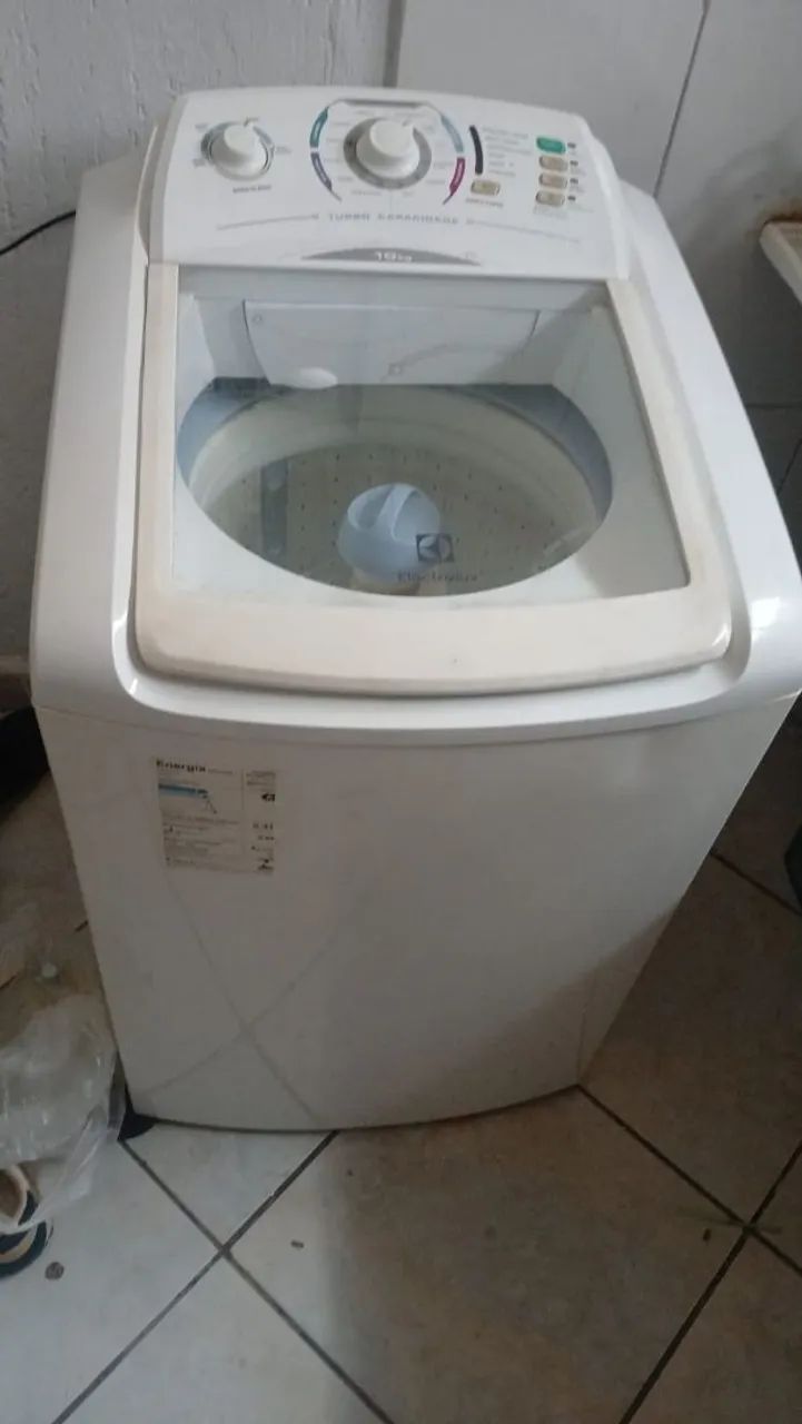 Maquina de lavar 