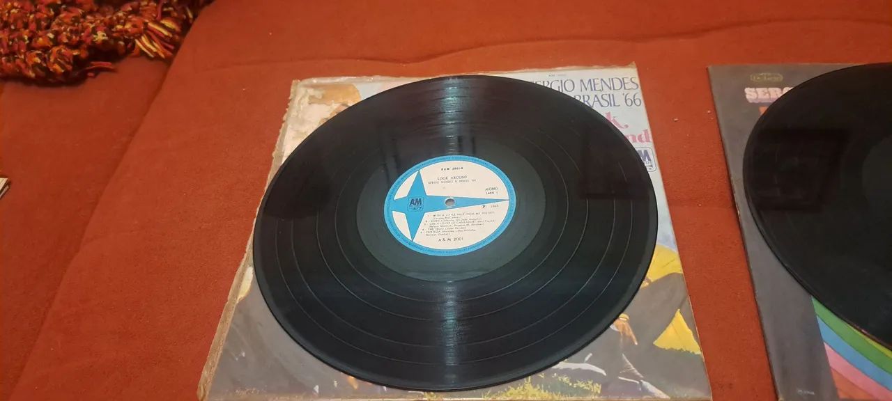 2 lps perfeitos Sérgio Mendes & Brasil '66 70,00 cada. - Foto 4