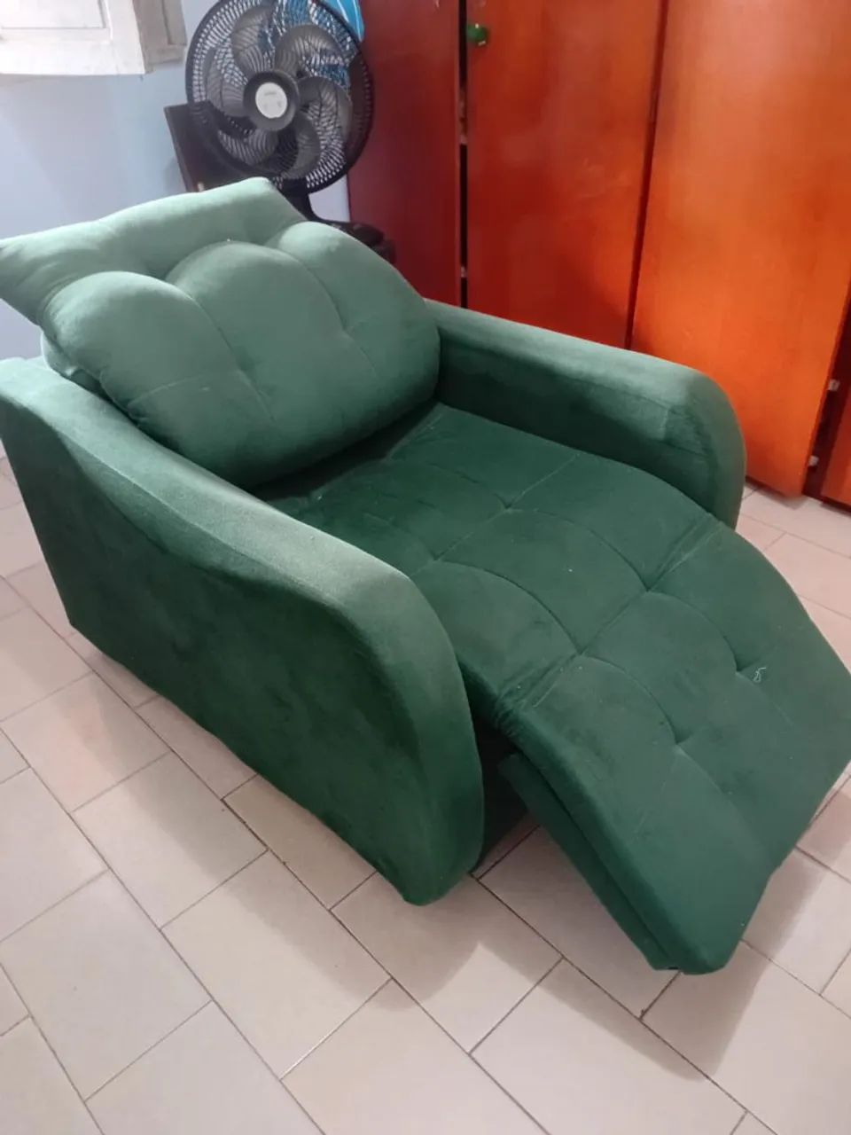 Poltrona reclinável aveludada  - Foto 5