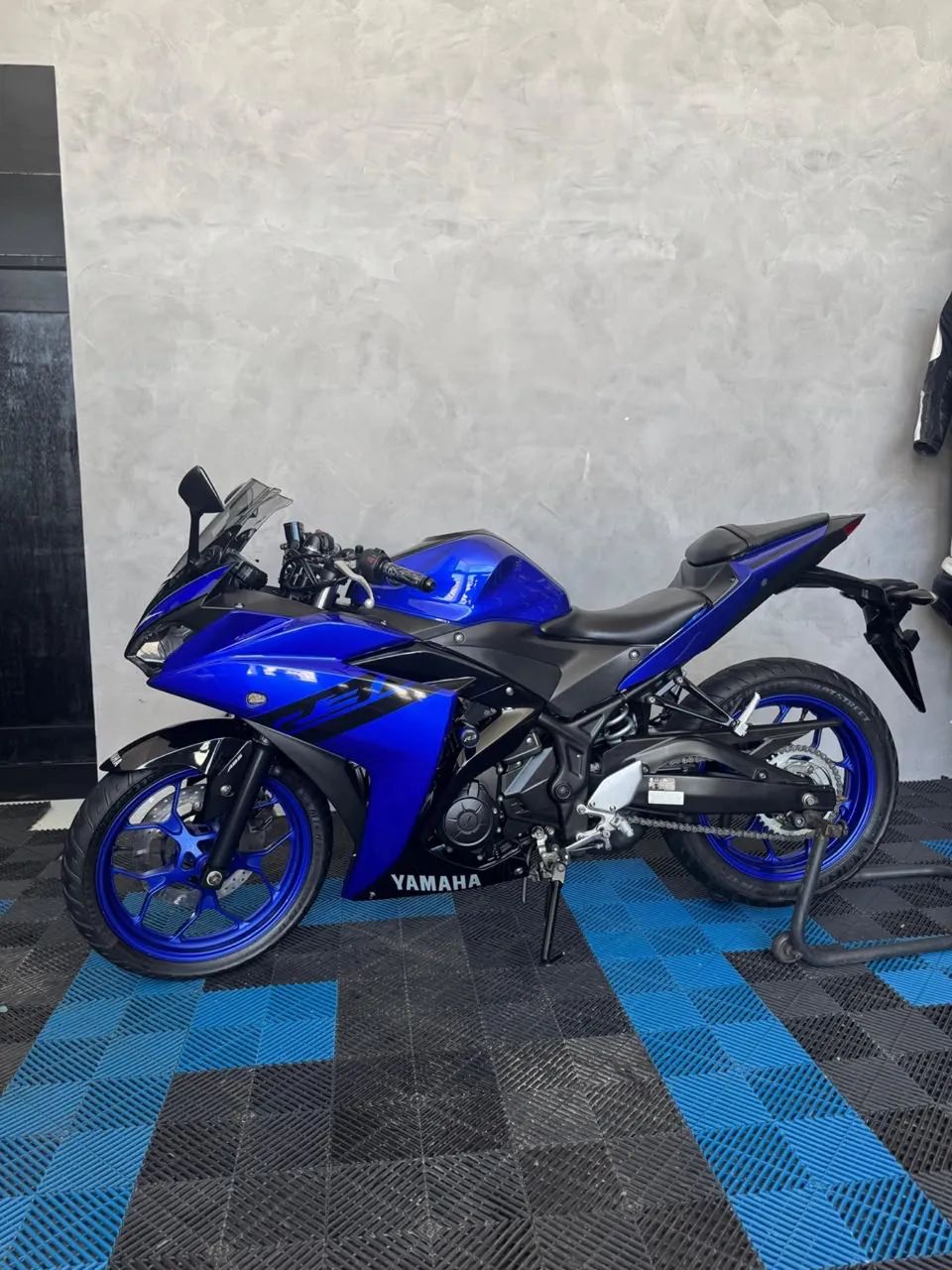 Yamaha R3 2019 - Foto 5